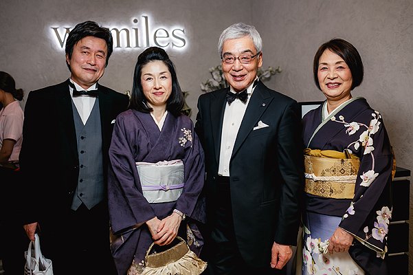 Представители Wamiles из Японии