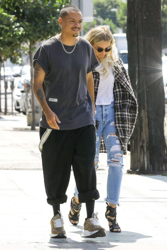 Ashlee Simpson and Evan Ross: Out in Los Angeles -06