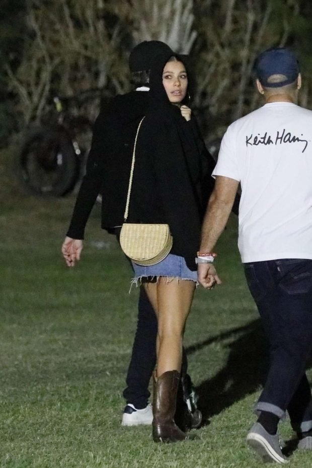 Camila Morrone and Leonardo DiCaprio at 2019 Coachella -07
