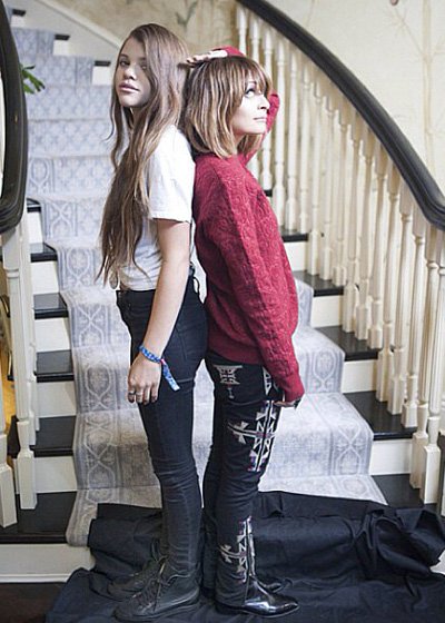 Николь Ричи и ее 14-летняя сестра София