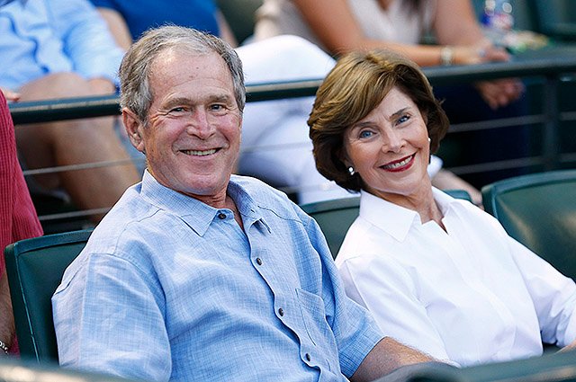 Джордж Буш-младший и Лора Буш