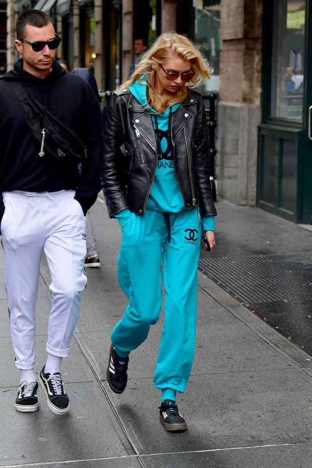 Stella Maxwell in Leather Jacket and Tracksuit -04