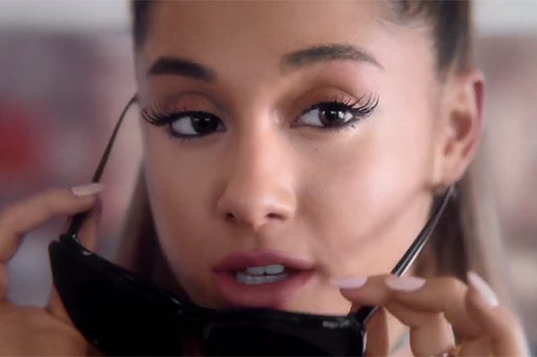 Кадр из промо-видео Ari by Ariana Grande