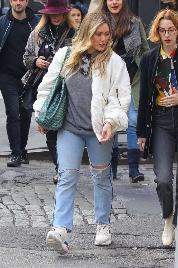 Hilary Duff: Shopping in NYC -01