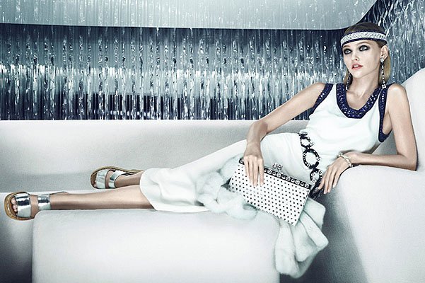 Саша Пивоварова в рекламной кампании Prada Resort