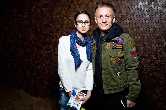 Олег Меньшиков с супругой Анастасией Черновой