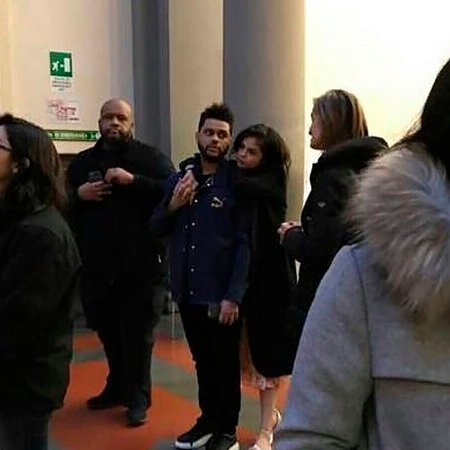 Селена Гомес и The Weeknd в музее
