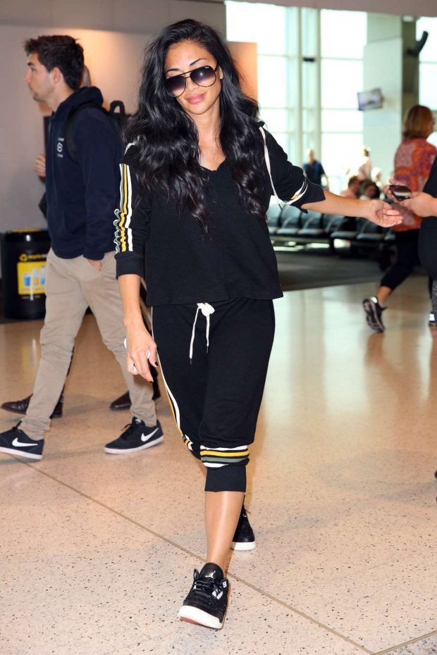 Nicole Scherzinger: Arrives at Sydney Airport-05