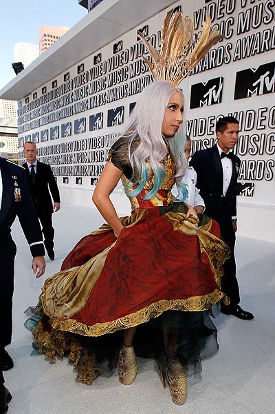 Леди Гага на церемонии MTV VMA в 2010 году