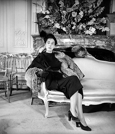 Модель демонстрирует new look от Dior, 1947 год