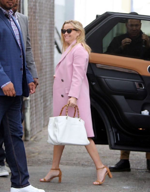 Reese Witherspoon: Arrives at church services -02
