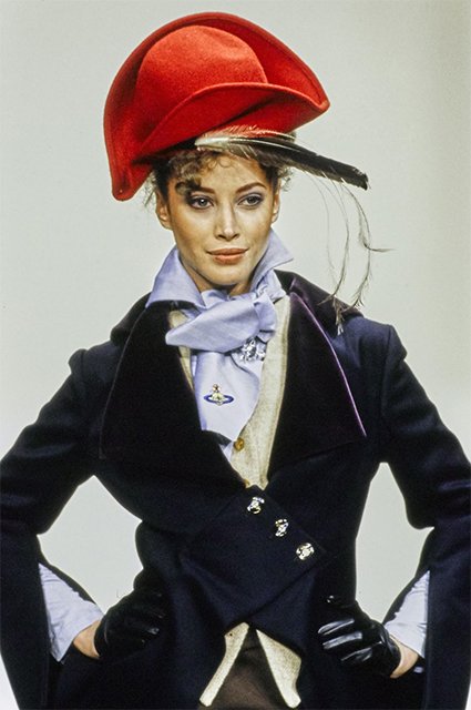 Кристи Тарлингтон на показе Vivienne Westwood, 1994 год