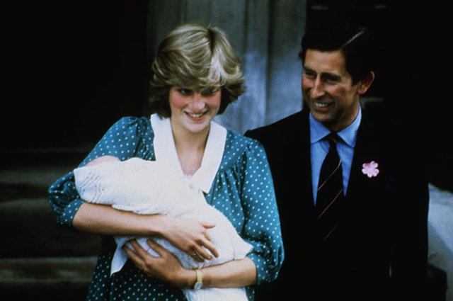 Принцесса Диана и принц Чарльз с сыном Уильямом