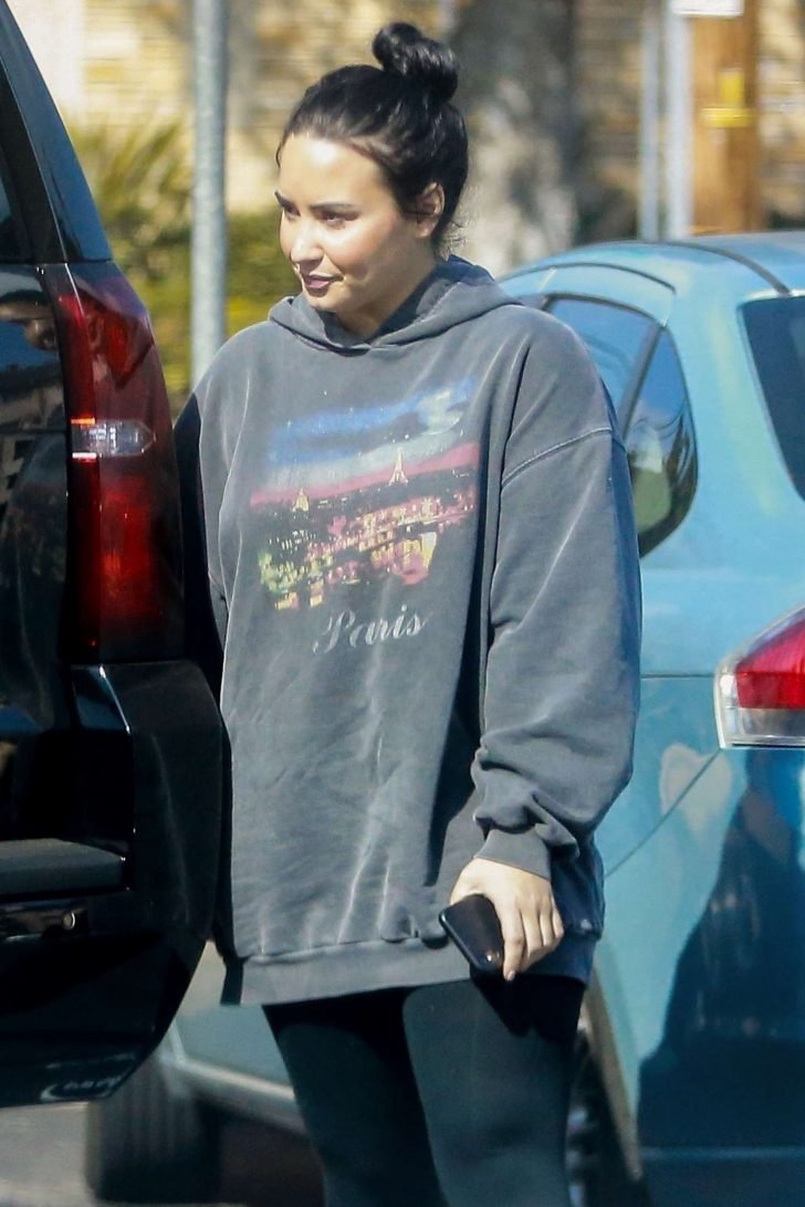 Demi Lovato - Leaves a gym before a trip to a laser center in LA
