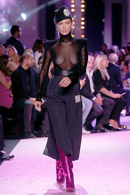 Белла Хадид на показе Alexandre Vauthier Couture осень-зима 2017-18