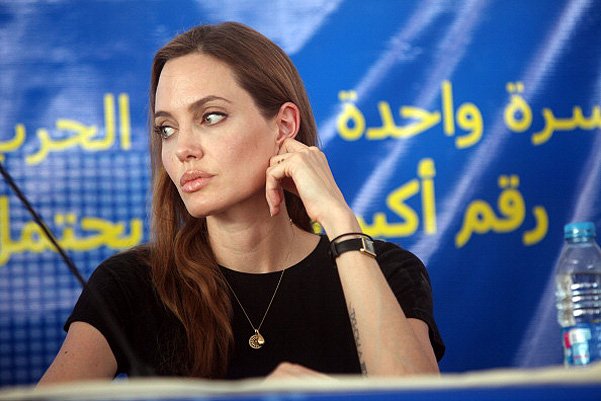 Анджелина Джоли на пресс-конференции в Иордании
