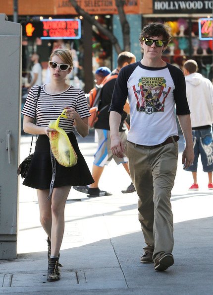 Evan Peters - Emma Roberts Searches For A Costume