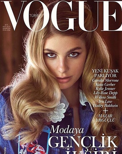 Камила Морроне на обложке Vogue
