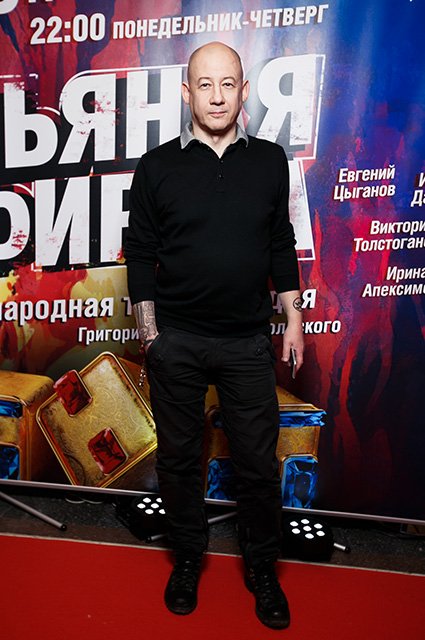 Андрей Шаров