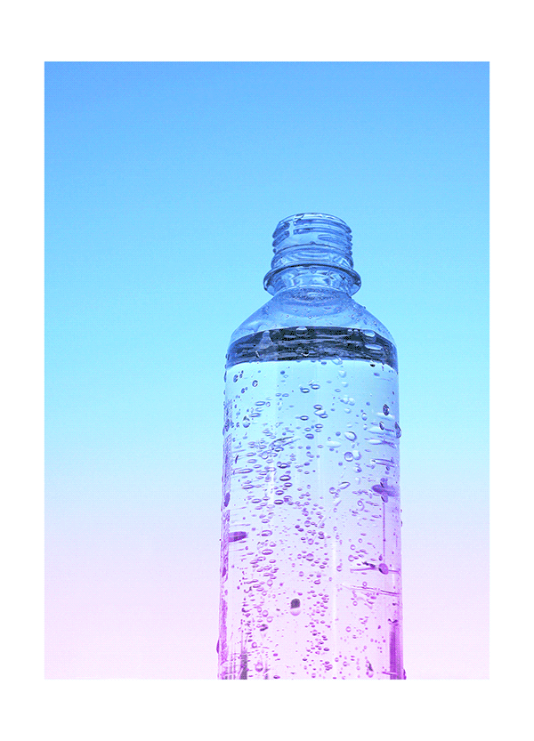 Бутылка для воды. Красивые бутылки для воды. Минеральные воды. Вода из бутылки. Видео бутылка воды