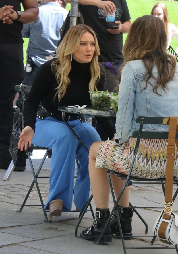 Hilary Duff: Filming Younger in NYC -07