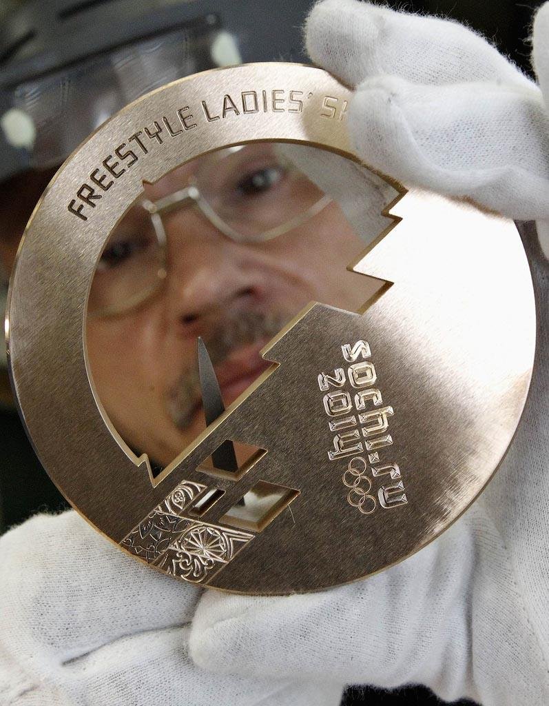 http://bigpicture.ru/wp-content/uploads/2013/04/medal11.jpg