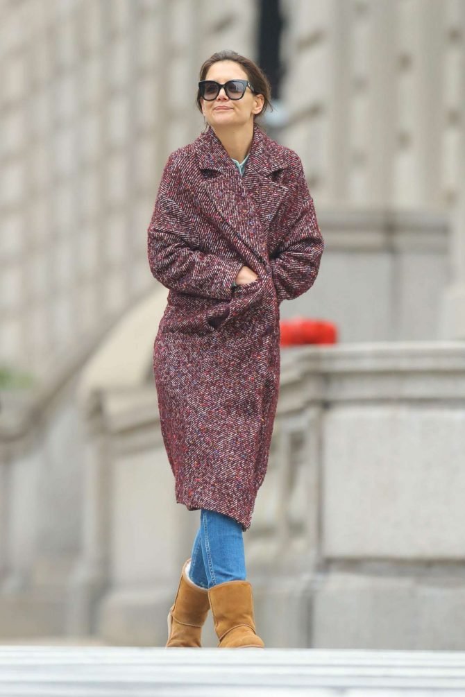 Katie Holmes: Out in New York -02