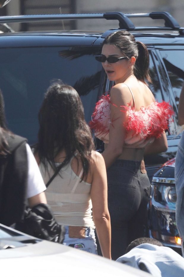 Kendall Jenner: Out and about in Venice Beach -12