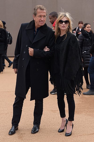 Марио Тестино и Кейт Мосс на показе Burberry Prorsum