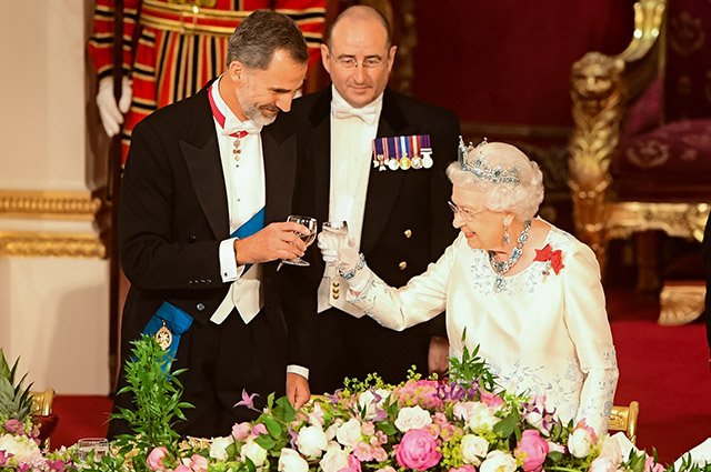 Король Филипп VI и королева Елизавета II