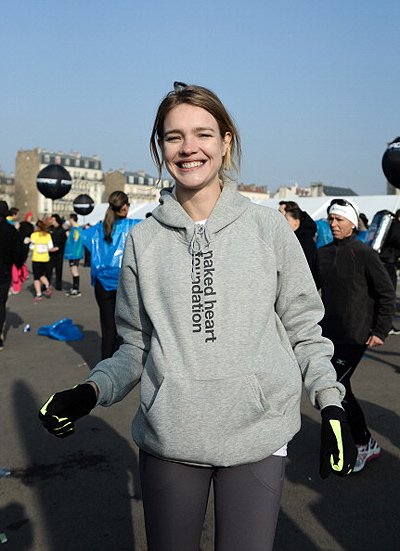 Наталья Водянова пробежала благотворительный марафон
