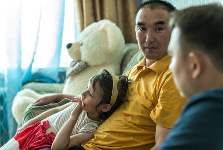 Несмотря на то, что часть приемных детей Мурата метисы, все они сейчас владеют казахским языком.