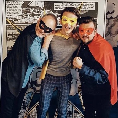 Давос Сиворт, Бран Старк и Сэмвелл Тарли решили примерить костюмы супергероев