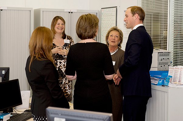 Принц Уилльям и герцогиня Кэмбриджская Кэтрин посетила офис благотворительного фонда Child Bereavement