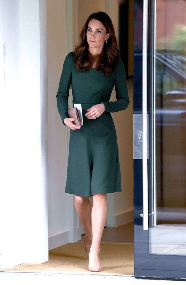 Kate Middleton: New Center of Excellence Opening -03