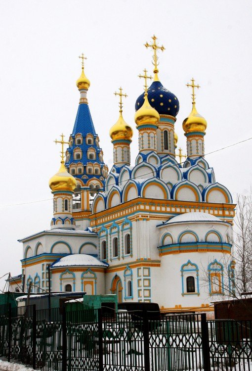 Храм Божией Матери «Неувядаемый цвет» в Кунцево. Построен в 2013 году