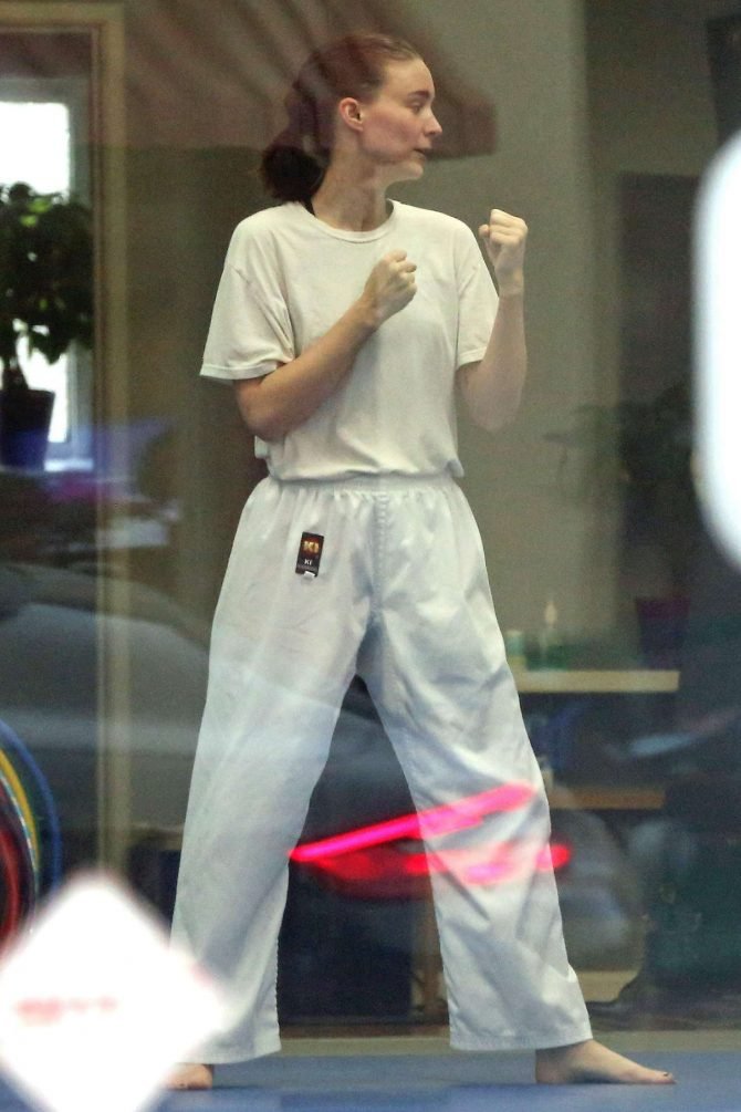 Rooney Mara - Takes Karate lessons in Los Angeles