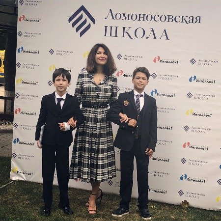 Екатерина Климова с сыновьями Матвеем и Корнеем