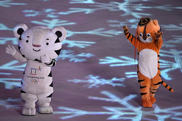 Символы Олимпиады-2018 на церемонии закрытия Игр