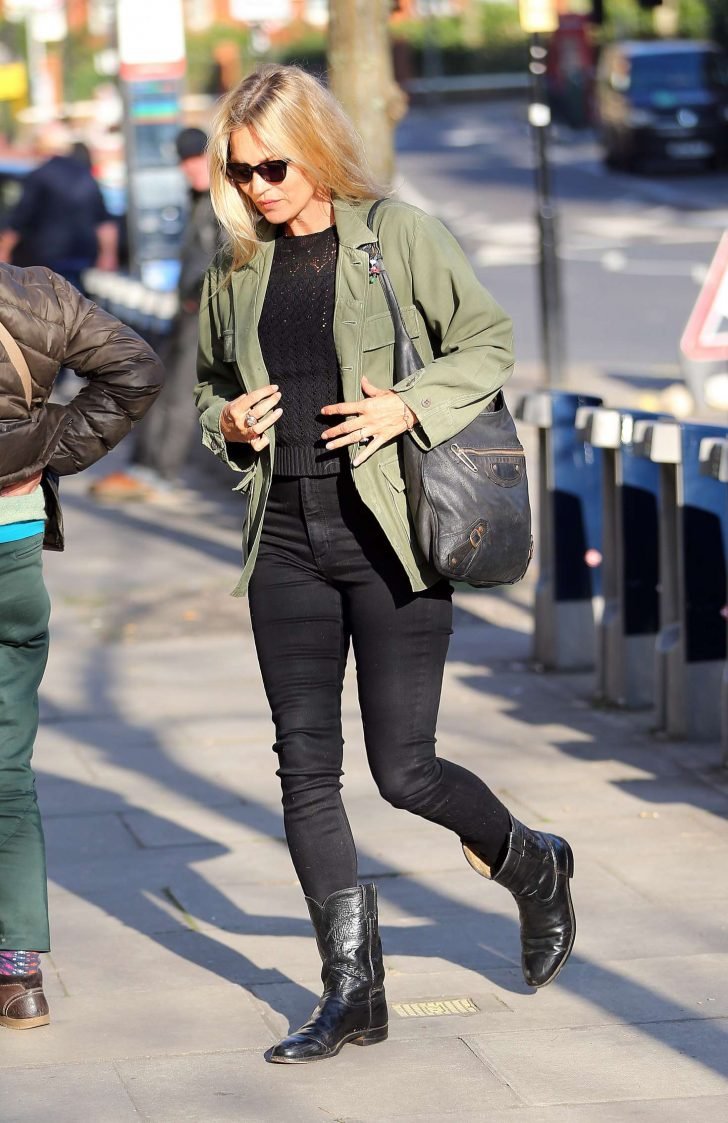 Kate Moss: Out and about in London -05