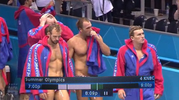Таблички с результатами заставляют олимпийских прыгунов в воду выглядеть голыми олимпиада, рио2016, спорт