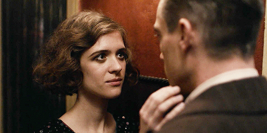 Gereon Rath and Charlotte Ritter in the Babylon Berlin S3 Trailer