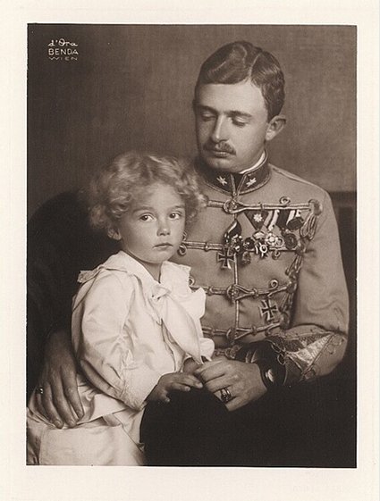 Император Карл I с сыном Отто, 1916 год