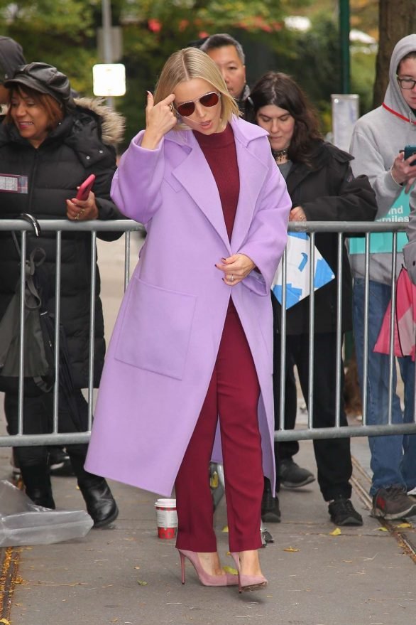 Kristen Bell 2019 : Kristen Bell – Promoting Frozen 2 in New York-15