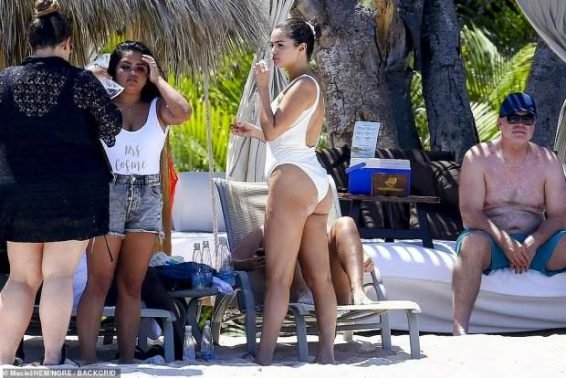 Selena Gomez â Wear White Swimsuit at a Beach in Punta Mita â Mexico-23