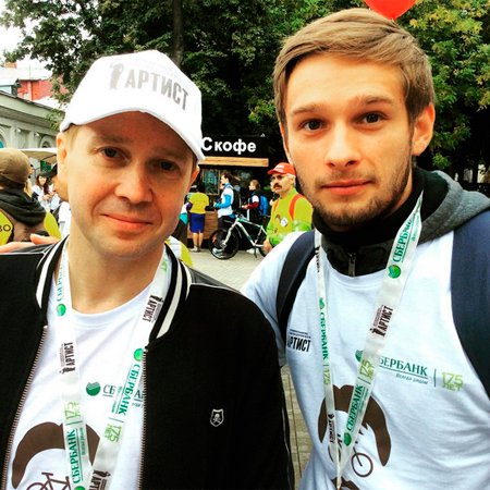 Евгений Миронов (слева)