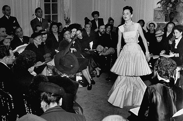 Показ Christian Dior в 1947 году