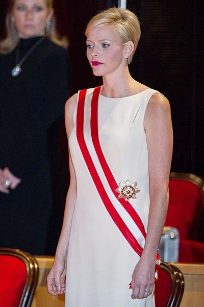 Княгиня Шарлен на торжественном гала-концерте в Монако