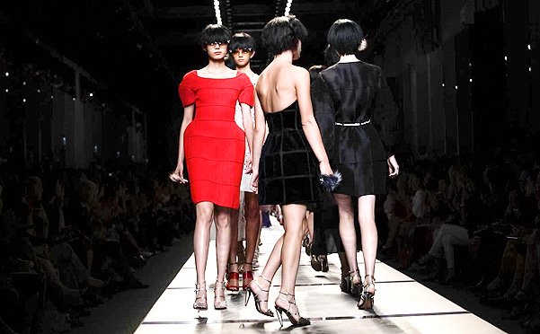 показ fendi на Неделе моды в Милане-2013