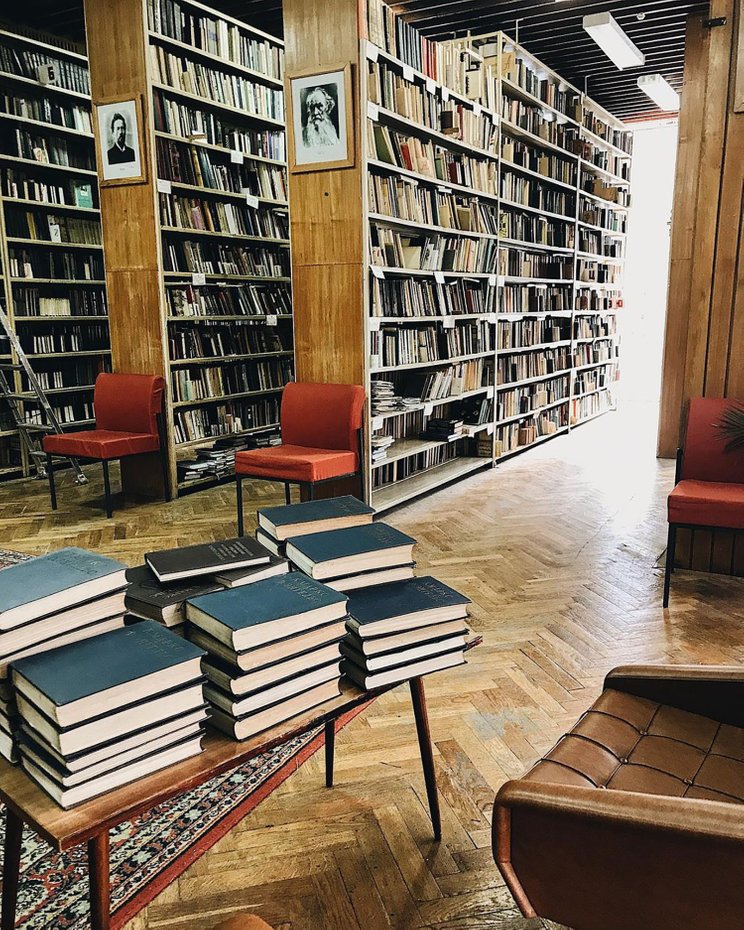 Библиотека в Доме творчества в городке писателей Переделкино
